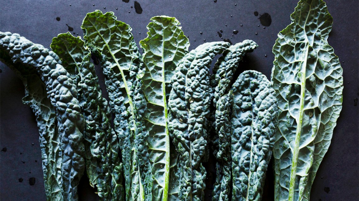 16 Superfoods That Are Nutritional Superheros